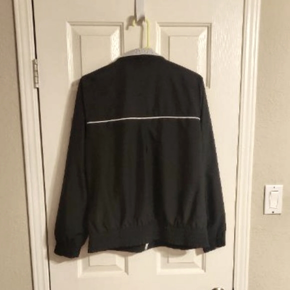 Women's Nike Size Medium Lined Jacket - Picture 2 of 5
